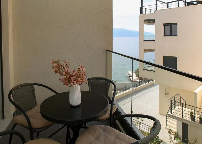 Apartment Halina - Happy